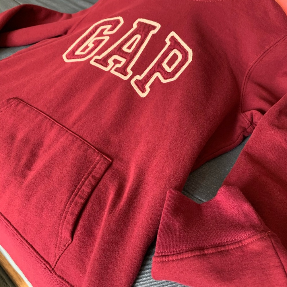 🌺🌺 Gap Hoodie - Picture 7 of 8